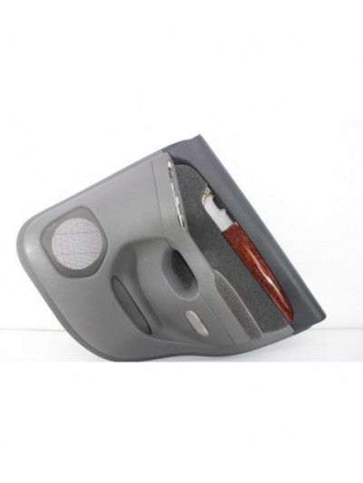 Recambio de guarnecido puerta trasera derecha para toyota land cruiser (j12) 3.0 d4-d vx referencia OEM IAM T.D.