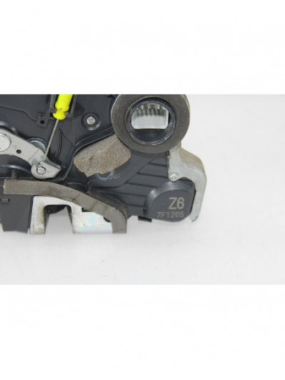 Recambio de cerradura puerta delantera derecha para toyota land cruiser (j12) 3.0 d4-d vx referencia OEM IAM 7F1205