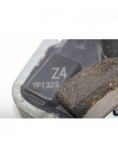 Recambio de cerradura puerta trasera izquierda para toyota land cruiser (j12) 3.0 d4-d vx referencia OEM IAM 7F1323