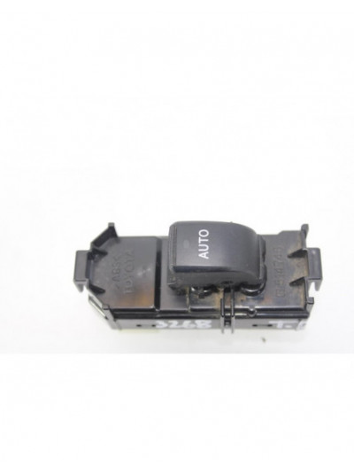 Recambio de mando elevalunas trasero derecho para toyota land cruiser (j12) 3.0 d4-d vx referencia OEM IAM 8403060023