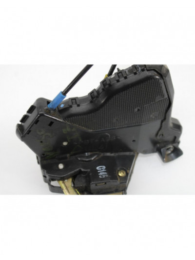 Cerradura puerta delantera izquierda TOYOTA COROLLA VERSO 2.0 D-4D Sol 2005