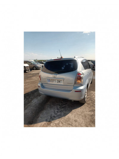 toyota corolla verso (r1) del año 2005
