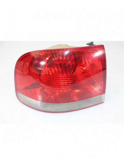 Recambio de piloto trasero izquierdo para volkswagen touareg (7la, 7l6, 7l7) 5.0 v10 tdi referencia OEM IAM 7L6945095K