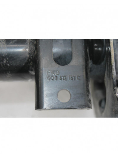 Recambio de amortiguador delantero derecho para volkswagen polo v (6r1, 6c1) 1.4 gti referencia OEM IAM