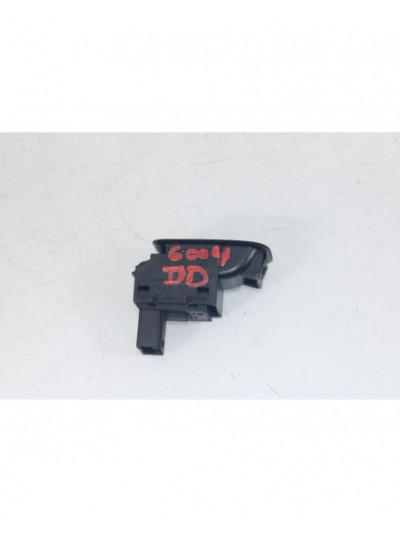Mando elevalunas delantero derecho VOLKSWAGEN POLO V 1.4 GTI 2020