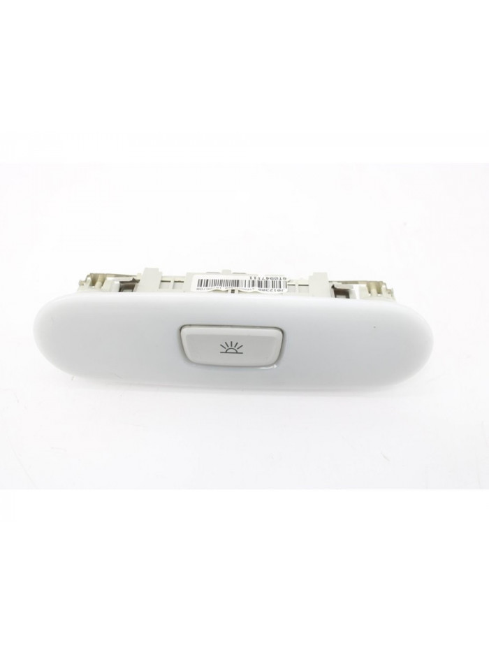 Recambio de luz interior para audi a4 ber. (b8) advanced edition referencia OEM IAM 8T0947111