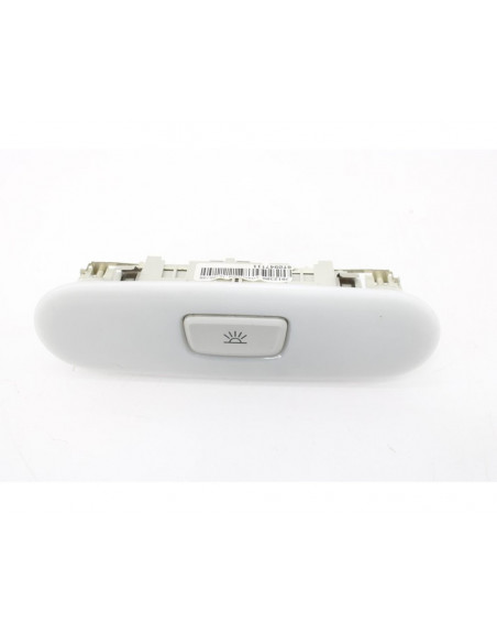 Recambio de luz interior para audi a4 ber. (b8) advanced edition referencia OEM IAM 8T0947111