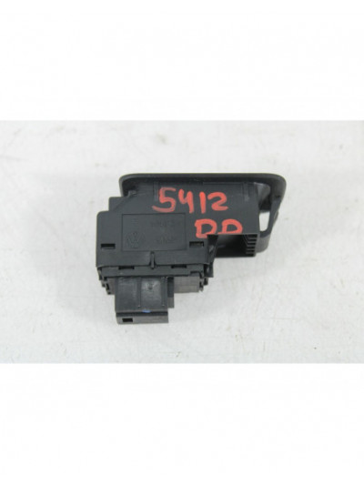 Mando elevalunas delantero derecho VOLKSWAGEN GOLF VII 1.6 TDI 2020