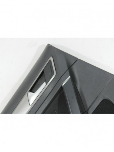 Guarnecido puerta trasera izquierda VOLKSWAGEN GOLF VII 1.6 TDI 2020