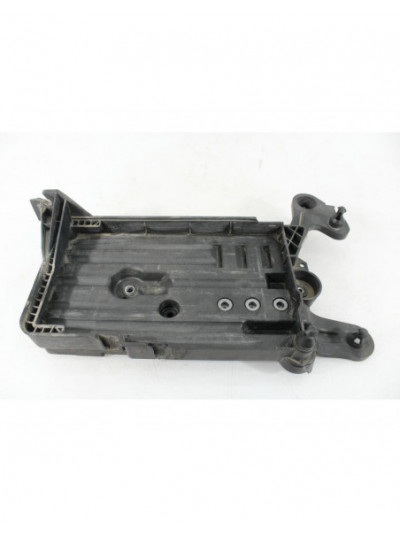 Recambio de soporte bateria para volkswagen golf vii (5g1, bq1, be1, be2) 1.6 tdi referencia OEM IAM 5Q0915321H