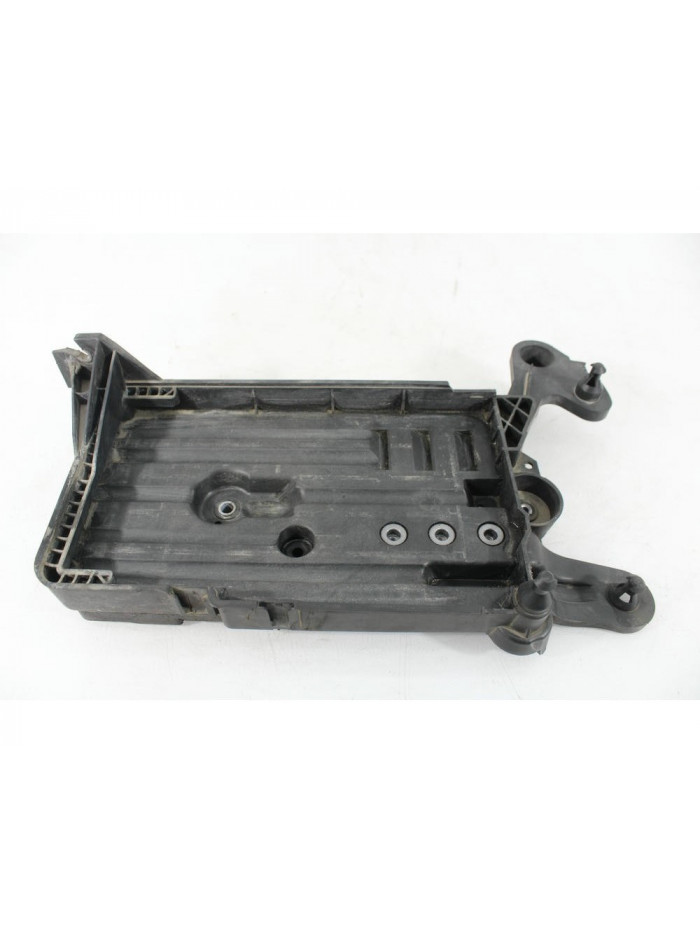 Recambio de soporte bateria para volkswagen golf vii (5g1, bq1, be1, be2) 1.6 tdi referencia OEM IAM 5Q0915321H