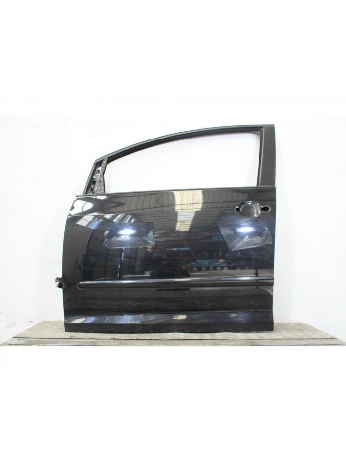 Puerta delantera izquierda VOLKSWAGEN GOLF V 1.9 TDI 2006