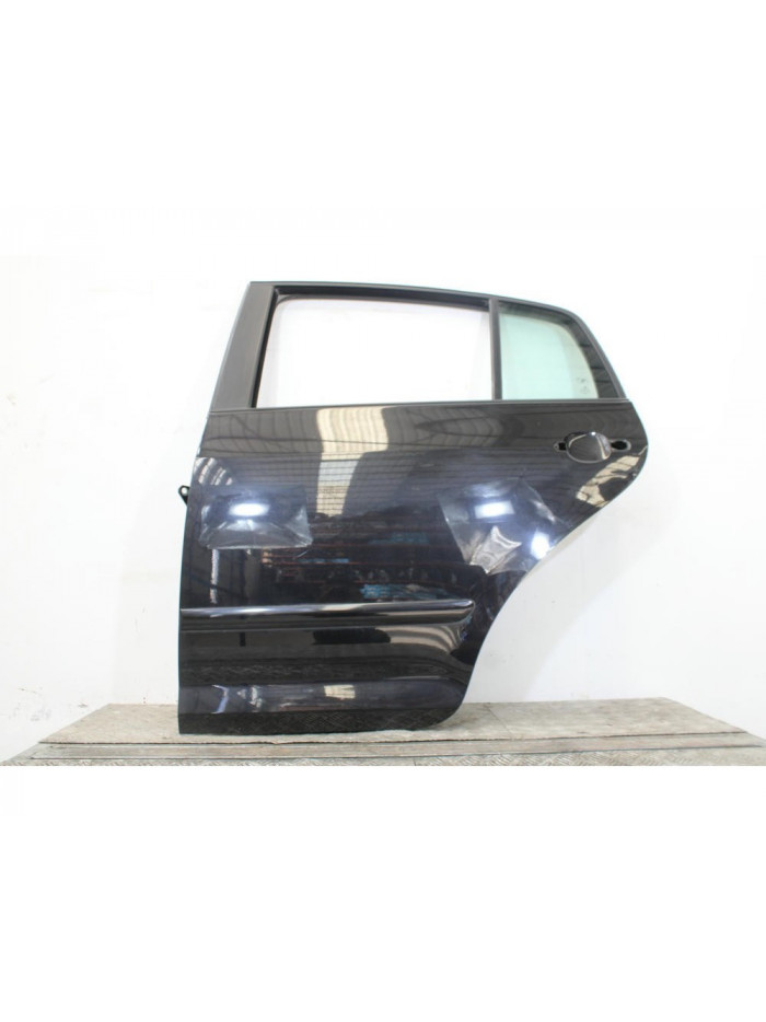 Puerta trasera izquierda VOLKSWAGEN GOLF V 1.9 TDI 2006