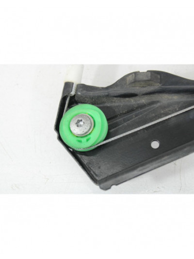 Elevalunas delantero izquierdo VOLKSWAGEN GOLF V 1.9 TDI 2006