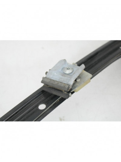Elevalunas delantero izquierdo VOLKSWAGEN GOLF V 1.9 TDI 2006
