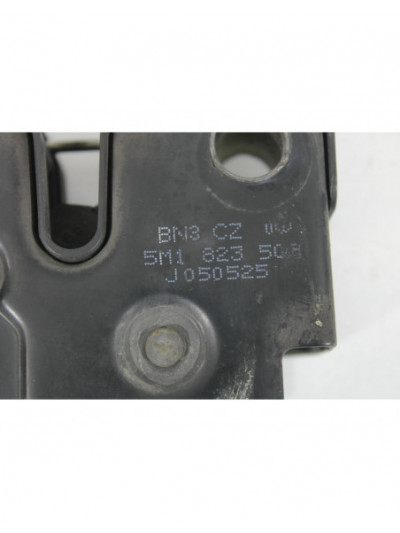 Cerradura capo VOLKSWAGEN GOLF V 1.9 TDI 2006