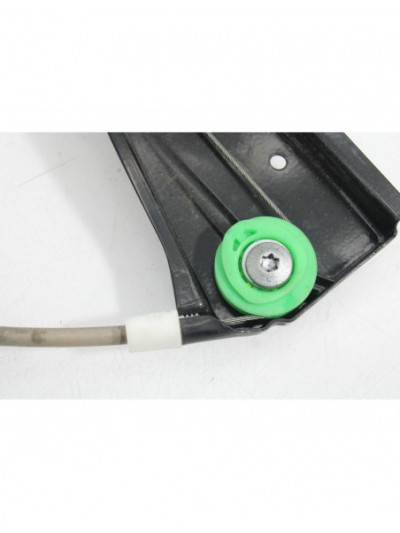 Elevalunas delantero derecho VOLKSWAGEN GOLF V 1.9 TDI 2006