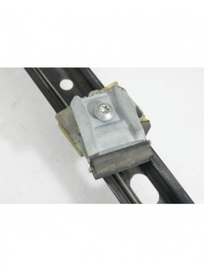 Elevalunas delantero derecho VOLKSWAGEN GOLF V 1.9 TDI 2006