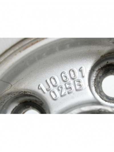Recambio de llanta para volkswagen golf iv van (1j1) 1.9 tdi referencia OEM IAM 1J0601025B/4845/3
