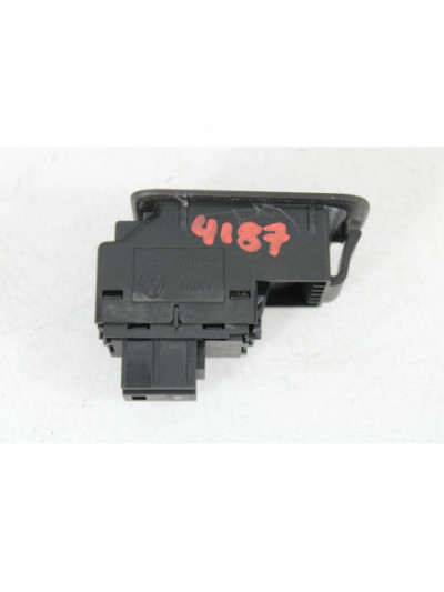 Mando elevalunas delantero derecho VOLKSWAGEN GOLF VII LIM. Advance BlueMotion 2014