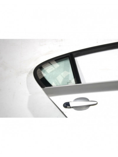 Recambio de puerta trasera derecha para bmw serie 1 berlina (e81/e87) 120d referencia OEM IAM