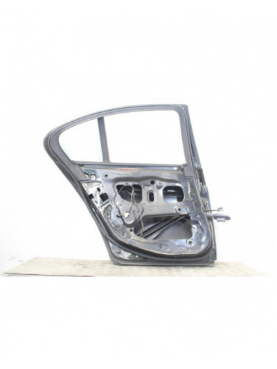 Puerta trasera izquierda BMW 5 520 d 2012