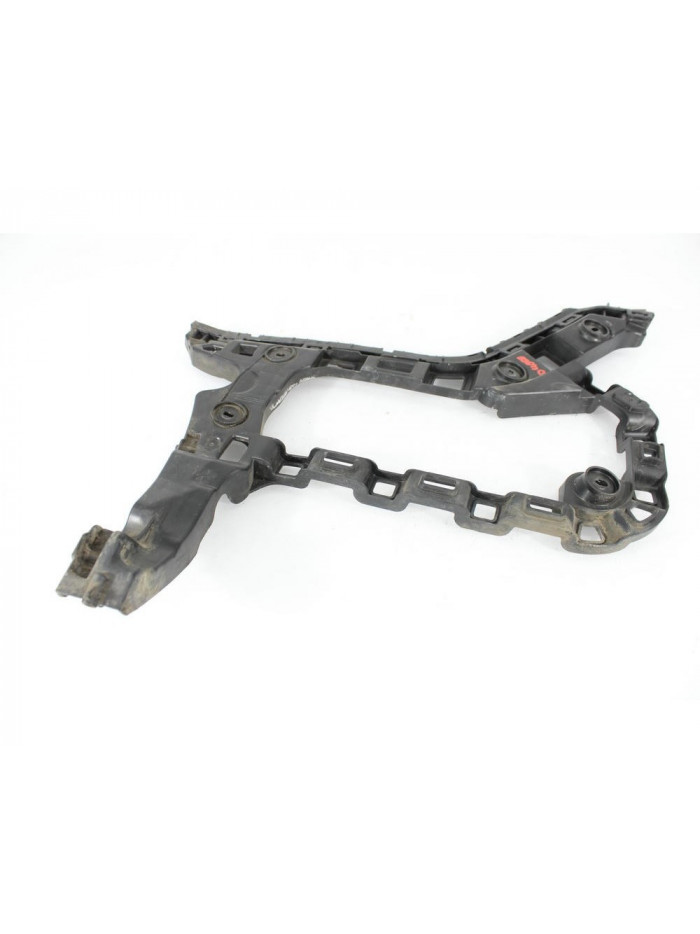 Soporte derecho paragolpe trasero VOLKSWAGEN PASSAT B8 1.6 TDI 2015
