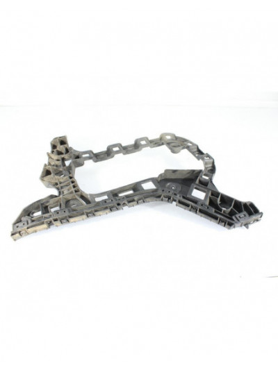 Soporte derecho paragolpe trasero VOLKSWAGEN PASSAT B8 1.6 TDI 2015