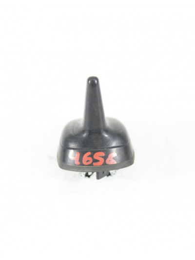 ANTENA VOLKSWAGEN PASSAT B8 1.6 TDI 2015 REF. VOLKSWAGEN PASSAT B8 1.6 TDI 2015 REF. VOLKSWAGEN PASSAT B8 1.6 TDI 2015