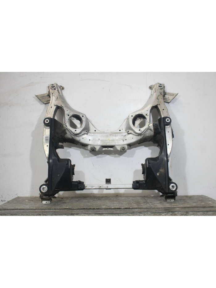 Recambio de puente delantero para bmw 5 (f10) 520 d referencia OEM IAM