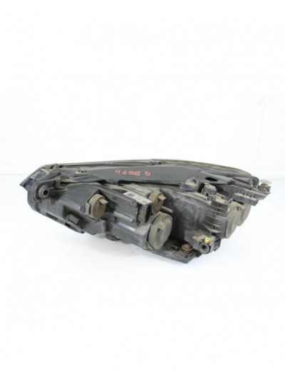 Faro derecho VOLKSWAGEN PASSAT B8 1.6 TDI 2015