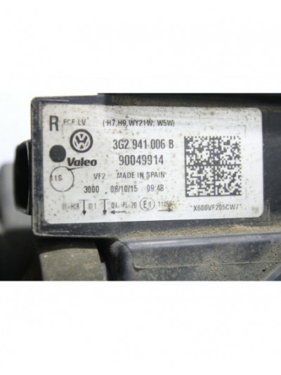 Faro derecho VOLKSWAGEN PASSAT B8 1.6 TDI 2015