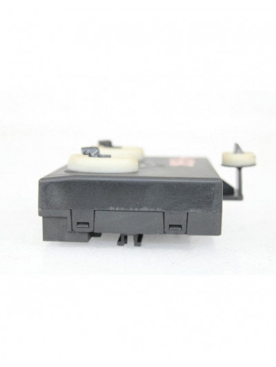 Modulo control de puerta VOLKSWAGEN PASSAT B8 1.6 TDI 2015