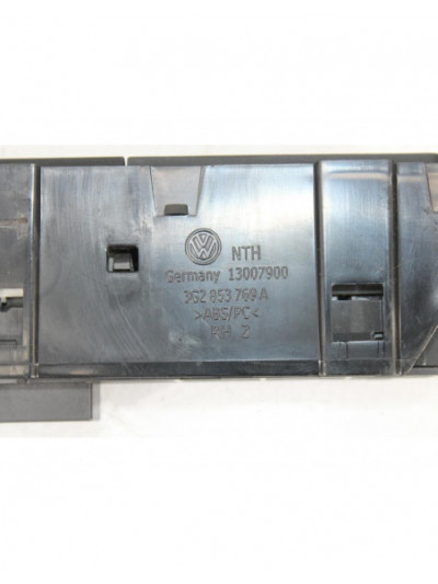 Warning VOLKSWAGEN PASSAT B8 1.6 TDI 2015