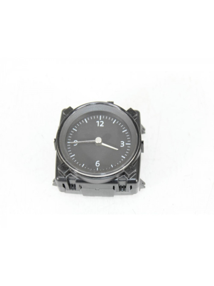 Reloj central salpicadero VOLKSWAGEN PASSAT B8 1.6 TDI 2015