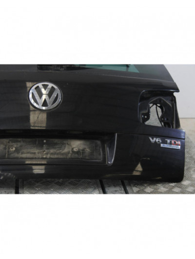 Recambio de porton trasero para volkswagen touareg (7l6) v6 tdi referencia OEM IAM NEGRO