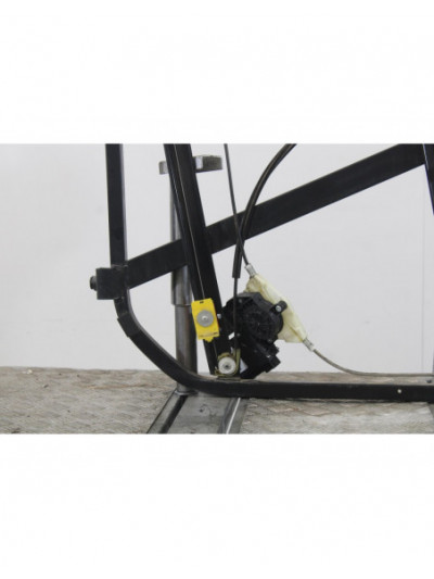 Elevalunas delantero derecho VOLKSWAGEN TOUAREG V6 TDI 2008