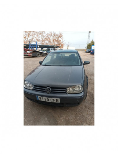 volkswagen golf iv berlina (1j1) del año 2003