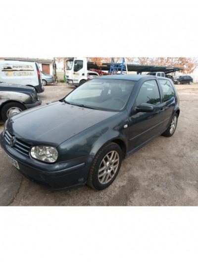 volkswagen golf iv berlina (1j1) del año 2003