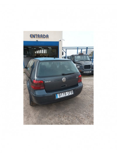 volkswagen golf iv berlina (1j1) del año 2003