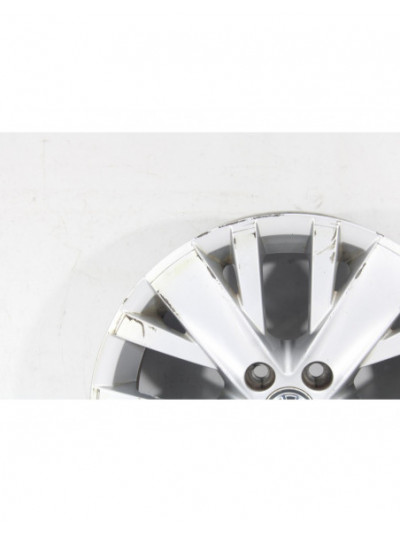 Recambio de llanta para volkswagen polo (6r1) advance referencia OEM IAM 35221