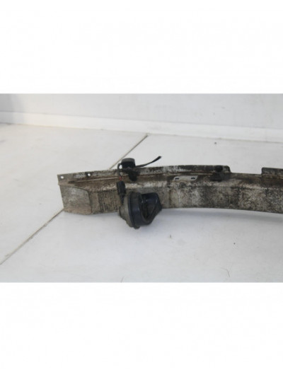 Refuerzo paragolpes delantero BMW 5 520 d 2012