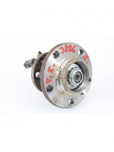 Recambio de buje para volkswagen polo (6c1) advance bluemotion referencia OEM IAM 3886TI