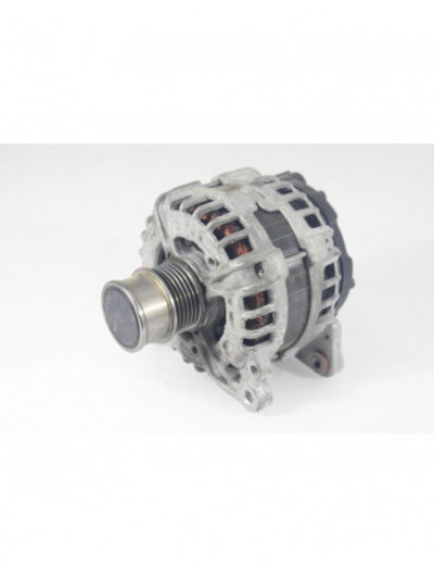 Recambio de alternador para volkswagen polo (6c1) advance bluemotion referencia OEM IAM 04C903023L