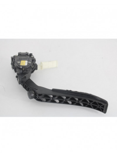 Recambio de potenciometro pedal para volkswagen touareg (7l6) v6 tdi referencia OEM IAM 7L0723507D