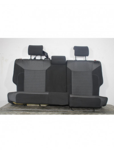 Recambio de asientos traseros para volkswagen polo (6c1) advance bluemotion referencia OEM IAM 3886
