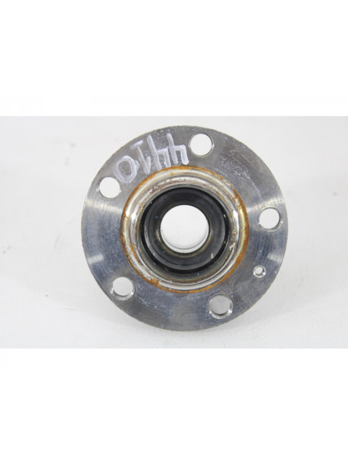 Recambio de buje para volkswagen t-cross 1.0 referencia OEM IAM 2Q0501611B