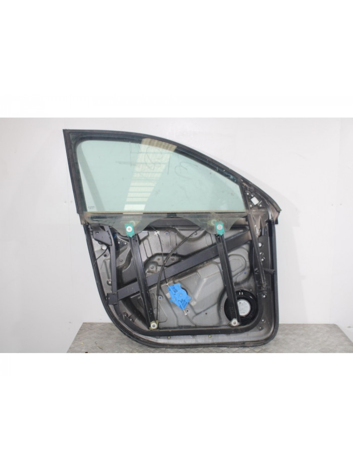 Recambio de elevalunas delantero derecho para volkswagen touareg (7la) tdi v6 referencia OEM IAM 7L6637730K