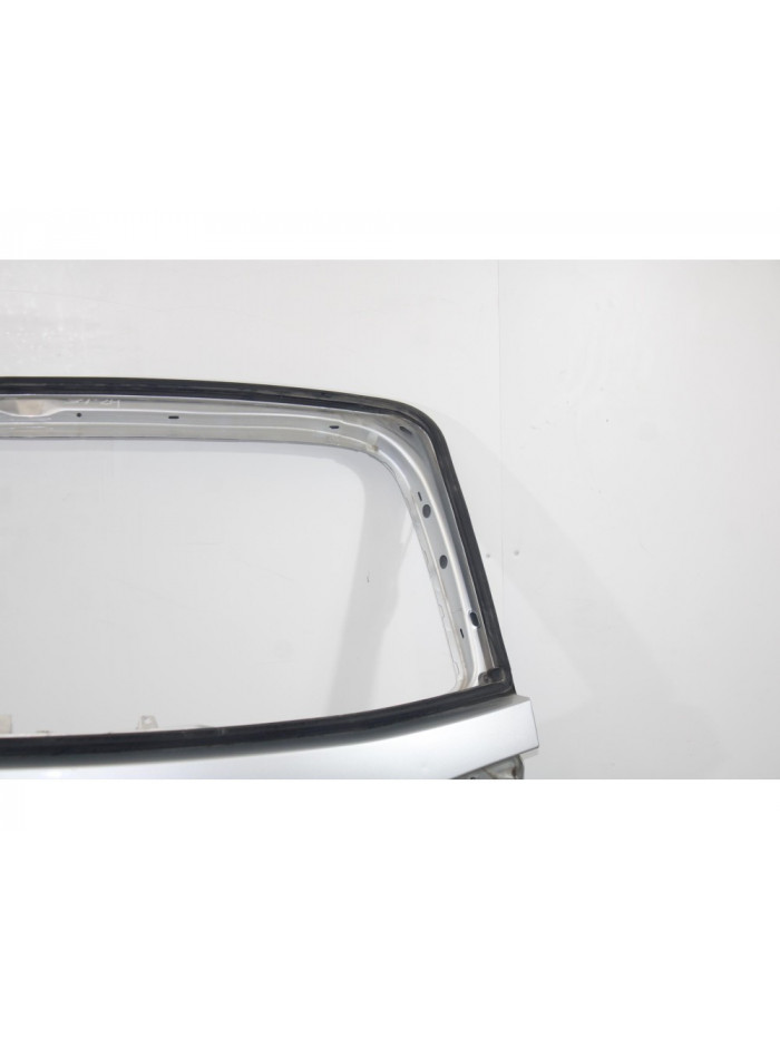 Recambio de porton trasero para volkswagen touareg (7la) tdi v6 referencia OEM IAM 3124T