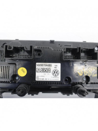 Mando climatizador VOLKSWAGEN TOURAN Advance BMT 2016